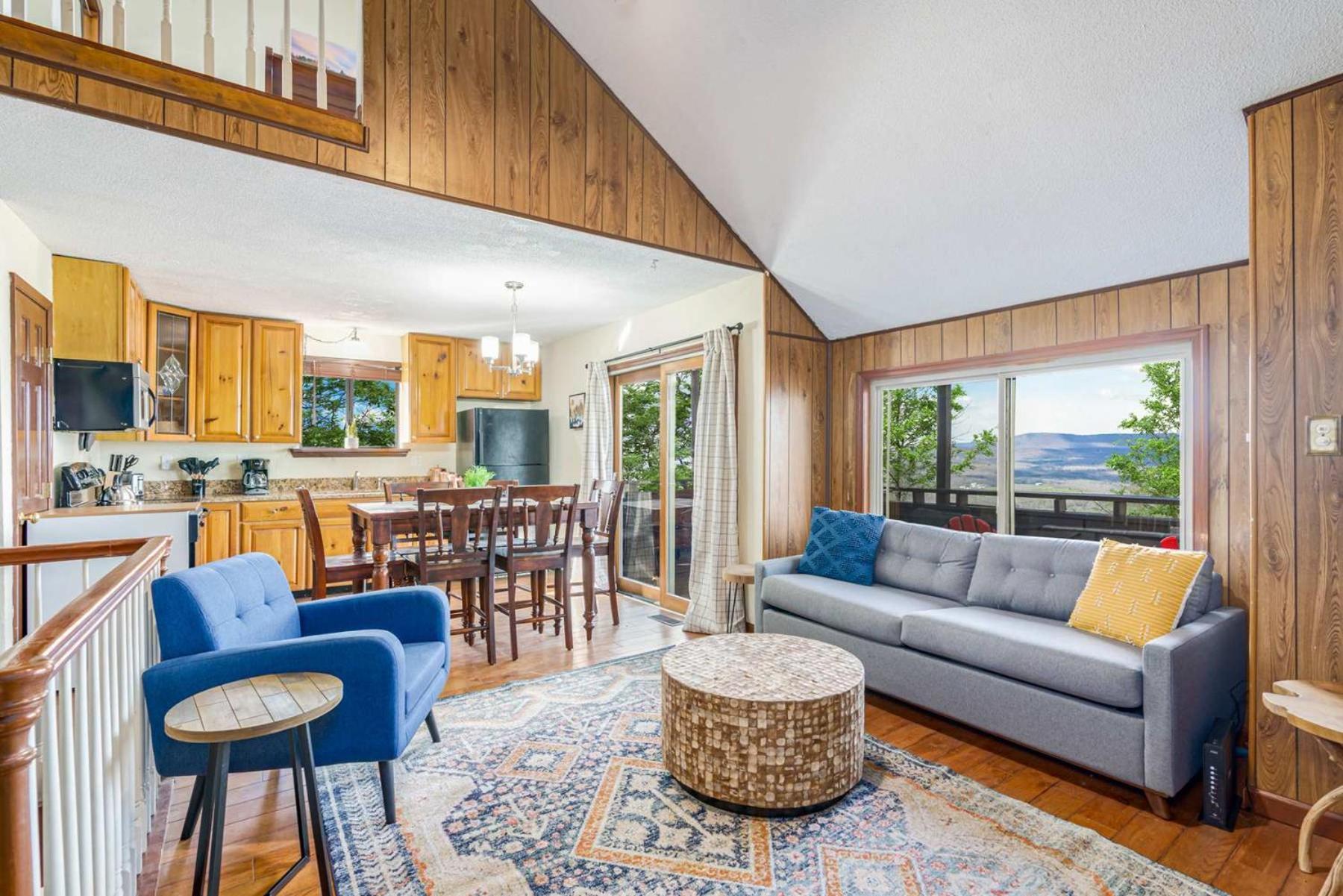 Amazing Views, Hot Tub, Fire Pit, Deck & Fireplace Inwood Bagian luar foto