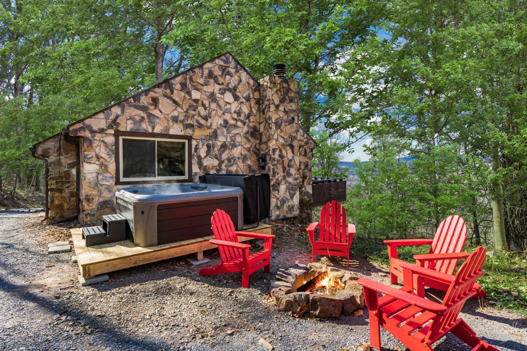 Amazing Views, Hot Tub, Fire Pit, Deck & Fireplace Inwood Bagian luar foto