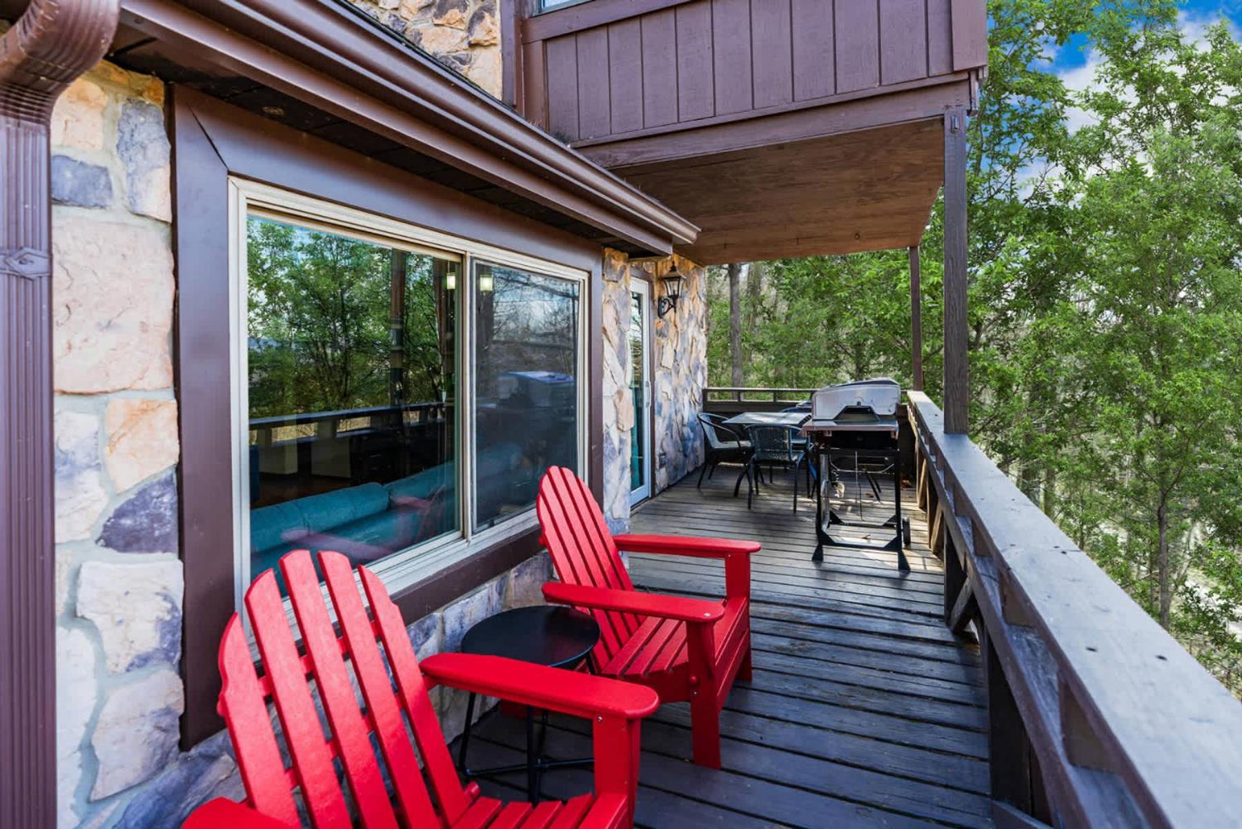 Amazing Views, Hot Tub, Fire Pit, Deck & Fireplace Inwood Bagian luar foto